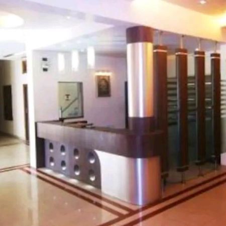 Hotel Soni International Khalilabad Екстер'єр фото