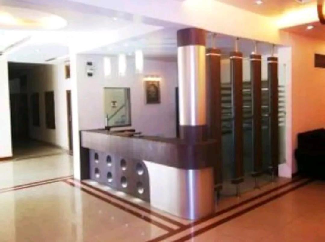 Hotel Soni International Khalilabad Екстер'єр фото